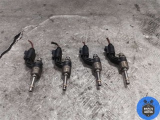 Форсунка, ориг. номер 03C906036F, Volkswagen Golf 2008-2012