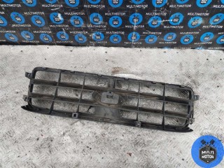 Решетка радиатора, Subaru Forester 2002-2005
