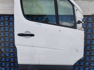Стекло двери передней правой Mercedes Sprinter 2006-2014, микроавтобус, левый руль