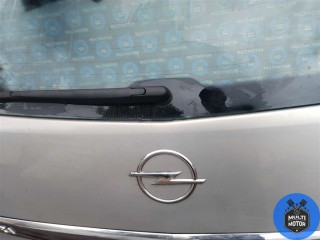Накладка подсветки номера, Opel Zafira 2005-2008