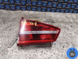 Фонарь крышки багажника правый, ориг. номер 3Q9945308A, Volkswagen Passat 2014-2021