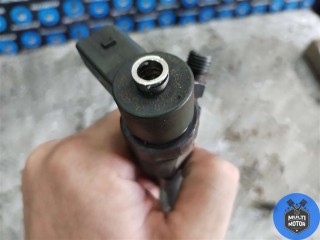 Форсунка, ориг. номер 0445110177, Mercedes C W203 2000-2004