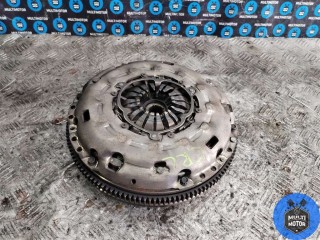 Маховик, ориг. номер 04L105266C, Volkswagen Passat 2014-2021