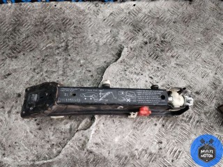 Домкрат, BMW 5 E60/E61 2002-2007