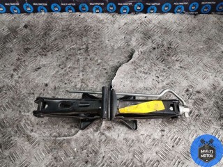 Домкрат, ориг. номер AM5117080BA, Ford C-Max 2010-2015