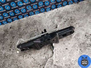 Домкрат, ориг. номер AM5117080BA, Ford C-Max 2010-2015