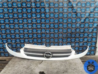 Решетка радиатора, Opel Vivaro A