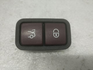 Кнопка открытия багажника Mercedes-Benz E W213/S213/C238/A238 2016-2021