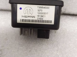 Разъем AUX / USB, ориг. номер 7356546330, Citroen Jumper 2
