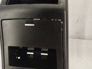 Накладка центрального подлокотника, ориг. номер A1666800907, A1666800410, Mercedes-Benz GLE W166 2012-2016