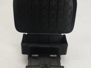 Кронштейн знака аварийной остановки, BMW 5 G30/G31 2016-2020
