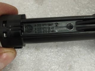 Направляющая подголовника, ориг. номер A0009700941, Mercedes-Benz E W213/S213/C238/A238 2016-2021
