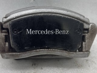 Суппорт передний левый, ориг. номер L72377AD, Mercedes-Benz CLA C118 рест