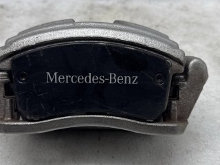Суппорт передний правый, ориг. номер L72377AD, Mercedes-Benz CLA C118 рест