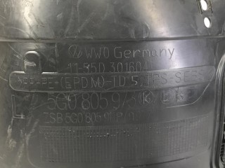 Защита арок (подкрылок), ориг. номер 5G0805973, Volkswagen Golf