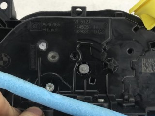 замок двери передней левой, ориг. номер 7445051, BMW i4 G26 рест