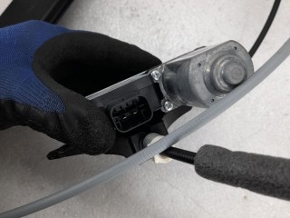 стеклоподъемник передний правый, ориг. номер 9854230, BMW i4 G26 рест