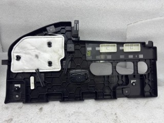 Пластик, ориг. номер A2476809000, Mercedes-Benz GLB X247 рест