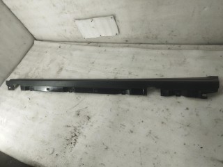 Накладка на порог левая, ориг. номер A2476980700, Mercedes-Benz GLB X247 рест