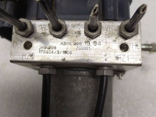 Блок ABS, ориг. номер A9069001904, A0009821509, Mercedes-Benz Sprinter W906