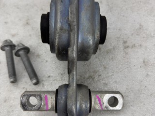 Подушка крепления КПП, ориг. номер A1772402700, Mercedes-Benz GLB X247 рест