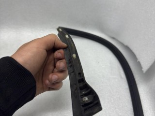 уплотнитель двери передней левой, BMW 5 G30/G31 2016-2020