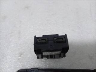 Разъем AUX / USB, ориг. номер A2238204503, A2546804004, Mercedes-Benz GLC Coupe C254 2023-2026