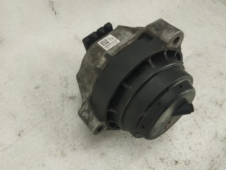 Подушка крепления двигателя, ориг. номер 6883514-01, BMW 5 G30/G31 2016-2020