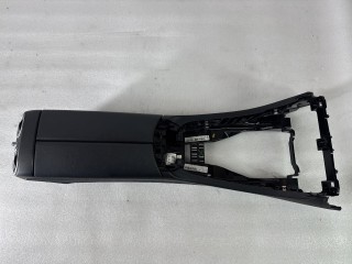 Подлокотник, ориг. номер A2136801600, A2135402218, Mercedes-Benz E W213/S213/C238/A238 2016-2021
