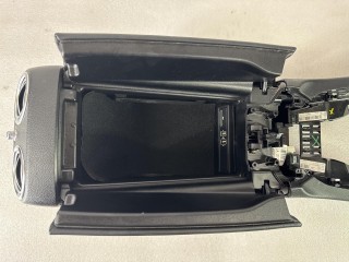 Подлокотник, ориг. номер A2136801600, A2135402218, Mercedes-Benz E W213/S213/C238/A238 2016-2021