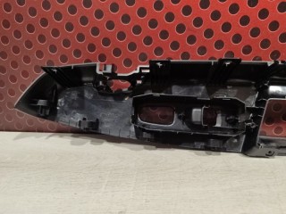 Подлокотник передней правой двери, ориг. номер 82720-F1010, KIA Sportage QL 2018-2022