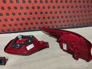 Комплект фонарей, ориг. номер 92401F1600, KIA Sportage QL 2018-2022