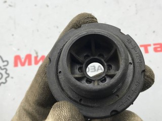 кронштейн (крепление) радиатора, ориг. номер 42728886, Chevrolet Traverse 2 2017-2021