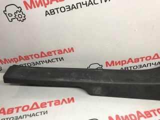 накладка внутренняя на порог передняя левая, ориг. номер 84640137, Chevrolet Blazer 3 поколение 2018-2023