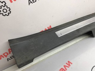 накладка внутренняя на порог передняя левая, ориг. номер 84293121, Chevrolet Equinox 3 поколение 2017-2021