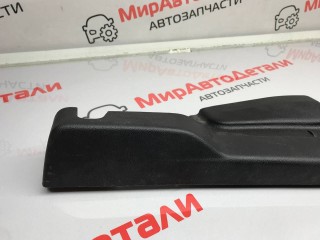 пластик салазок сиденья передний правый, ориг. номер 13515191, Chevrolet Equinox 3 2017-2021