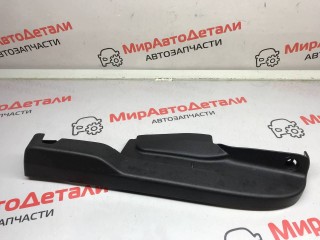 пластик салазок сиденья передний правый, ориг. номер 13515191, Chevrolet Equinox 3 поколение 2017-2021