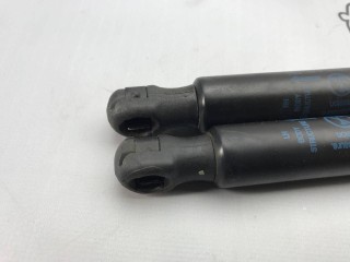 амортизатор крышки багажника, ориг. номер 95429721, 95429722, Opel Ampera 2 2016-2021