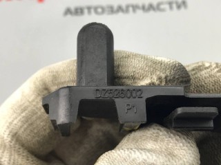 кронштейн (крепление) радиатора, ориг. номер DZ526002, Chevrolet Malibu 9 поколение [рестайлинг] 2018-2026
