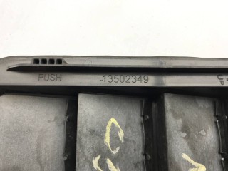 Решетка вентиляции кузова, ориг. номер 13502349, Chevrolet Malibu 9 поколение [рестайлинг] 2018-2026