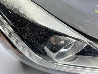 фара правая, ориг. номер 42576962, Chevrolet Trax 1 поколение [рестайлинг] 2016-2022