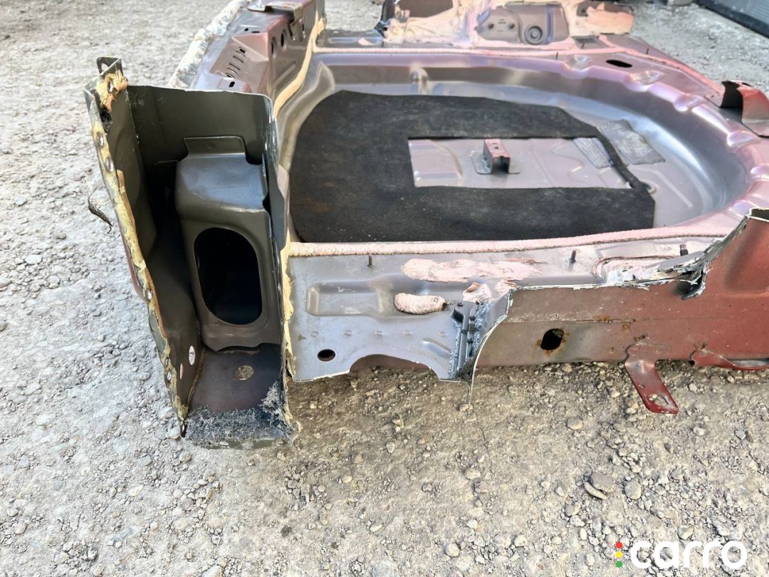 Задняя панель кузова Ford Escape 4 поколение CX482 2019-2022, фото 9