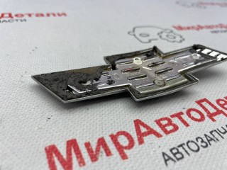 значок (эмблема) крышки багажника, ориг. номер 23136673, Chevrolet Cruze 2 2015-2023