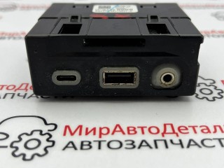 разъем AUX / USB, ориг. номер 84429968, Chevrolet Equinox 3 2017-2021