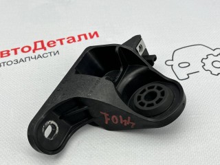 кронштейн (крепление) радиатора, ориг. номер 42562827, Buick Encore GX  [рестайлинг] 2023-2026