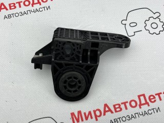кронштейн (крепление) радиатора, ориг. номер 42562827, Buick Encore GX  [рестайлинг] 2023-2026