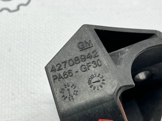 кронштейн глушителя, ориг. номер 42708942, Buick Encore GX 1 поколение 2019-2023
