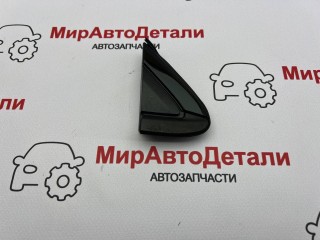 Накладка крыла (уголок зеркала) переднего правого GMC Terrain 2 поколение 2017-2021
