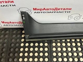 накладка на порог правая, ориг. номер 23193668, GMC Terrain 2 поколение 2017-2021
