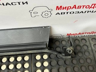 накладка на порог правая, ориг. номер 23193668, GMC Terrain 2 поколение 2017-2021
